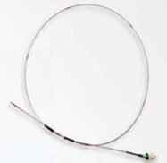YS-T500超高温光纤光栅温度传感器可进行高达1000℃的超高温测量，既可作为单点传感器，也可以通过复用形成多点测温传感器阵列。该款温度传感器多运用于航空航天高温部件的温度准分布式测量，也可以用于工业高温介质炉等方面的高温监测。具有尺寸小，可弯曲，易于被测物紧密贴合；可复用程度高，引线简单；测温点数、测温间距等可灵活定制；超宽温度测量范围等特点。